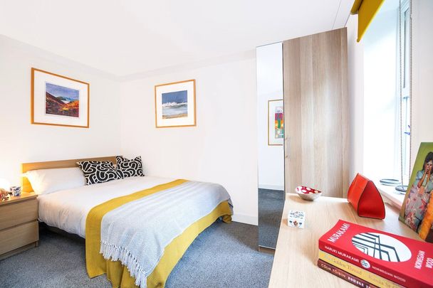 Parnell Road, Stoke Park - Photo 1