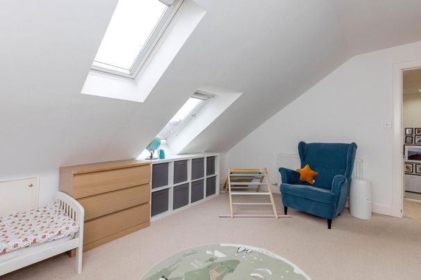 4 bedroom terraced house to rent - Photo 1