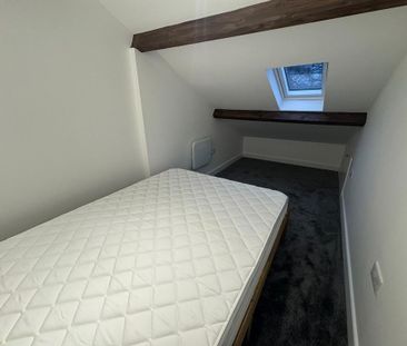 2 bedroom semi-detached house to rent - Photo 3