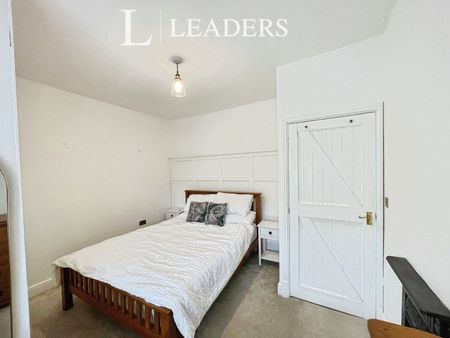 3 bedroom house to rent Maplewell Road, Woodhouse Eaves, Loughborough, Leicestershire, LE12 - Photo 3