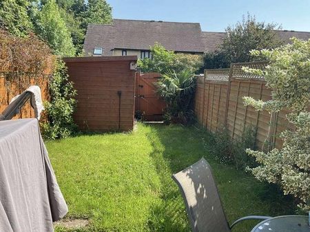 Farmington Drive, Witney, OX28 - Photo 3