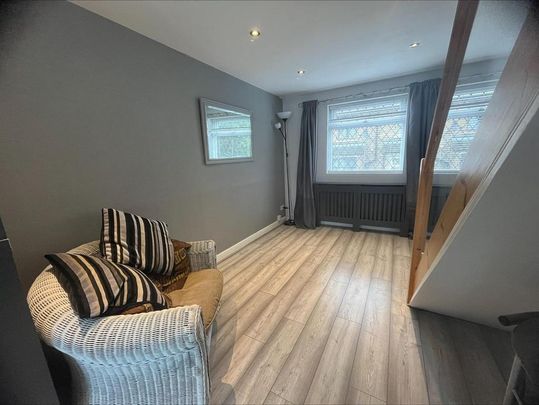 1 bedroom end of terrace house to rent - Photo 1