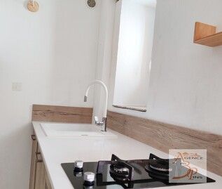 Location Maison 2 pièces 38m² COLLOBRIERES 83610 - Photo 4