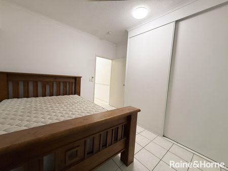 1 BEDROOM : 1 BATHROOM : FULLY FURNISHED : RESORT STYLE LIVING - Photo 4
