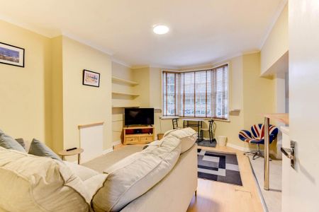 1 bedroom flat to rent - Photo 4