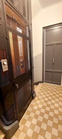 Location Appartement 3 pièces 60m² MARSEILLE 5ème - Photo 4