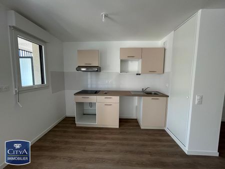 Location Appartement 4 pièces 81m² CAEN 14000 - Photo 2