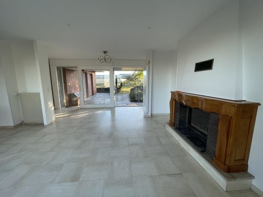 Location Maison 6 pièces 189m² LUC LA PRIMAUBE 12450 - Photo 1