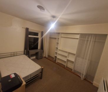 Room in a Shared House, Harrow Road, B29 - Photo 1