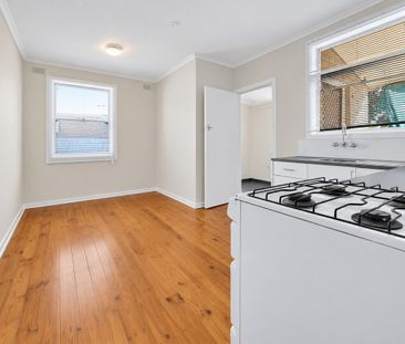 3 Small Crescent, SMITHFIELD PLAINS SA 5114 - Photo 3