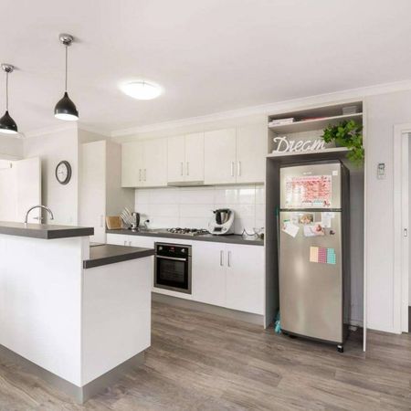 MOVE IN WITH NOTHING MORE TO DO - Photo 3