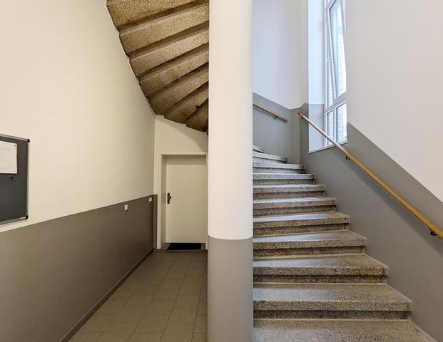 ++ stilvolle 1,5-Raum Loftwohnung mit Galeriegeschoss & Einbauküche im Herzen von Zwickau ++ - Photo 1