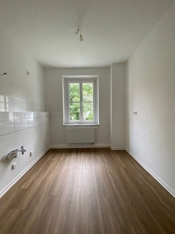 Sofort bezugsfertige Wohnung für Studenten, Azubis, Rentner in Top-Wohnlage. - Photo 2