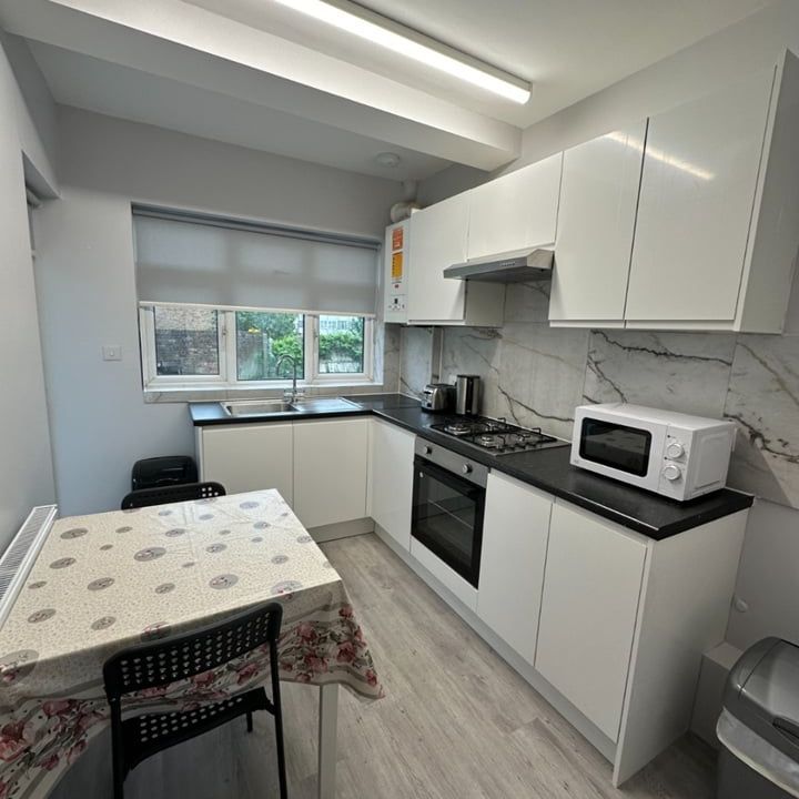 Room in a Shared House, Penshurst Road, N17 - Photo 1