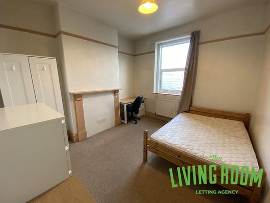 5 bedroom house to rent - Photo 1