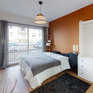 LOUIS BLANC Roommate 5 Bedrooms at Rouen - Photo 2