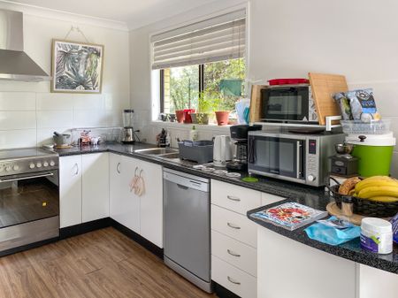 Low Maintenance Lifestyle! - Photo 5