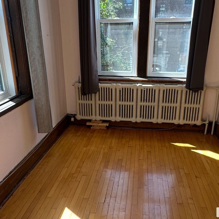 12-1090, avenue Laurier, Outremont à louer - Photo 1