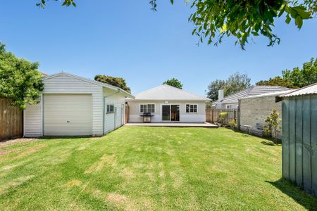 A Gorgeous Home In The Heart Of Town - Photo 3