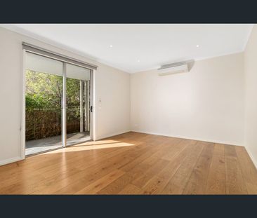 1/3A Melva Court, Frankston, Vic 3199 - Photo 2
