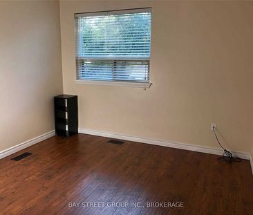 For Lease - 241 Taylor Mills Drive, Richmond Hill, Ontario - Photo 2