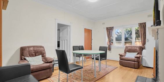 3 Badroom House in Blacktown Available for Lease - Contact Agent: 0420 588 804 - Photo 3