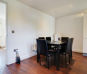 2 bedroom semi-detached house to rent - Photo 4