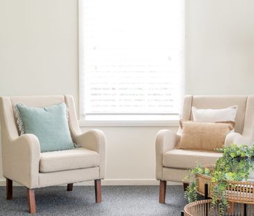 Convenience on Claremont - Photo 2