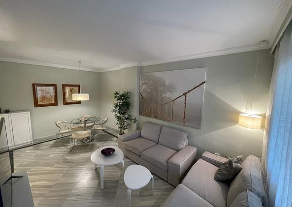 Middle Floor Apartment in The Golden Mile