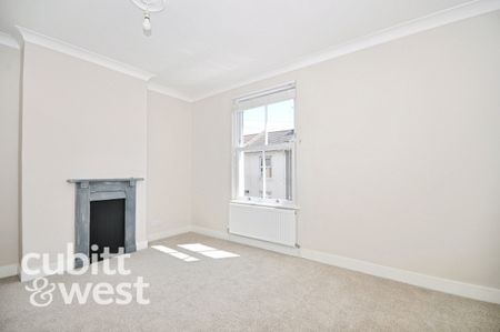2 bedroom terraced house to rent - Photo 2