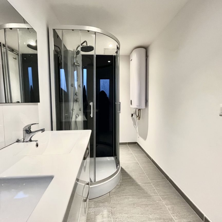 Location Appartement 1 pièce 31m² ROUBAIX 59100 - Photo 1