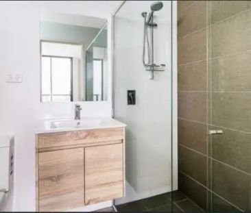 “Modern 2-Bedroom Apartment in the Heart of Parramatta – For Rent” - Photo 4