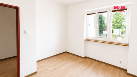 Pronájem bytu 2+1 55 m² - Fotografie 3