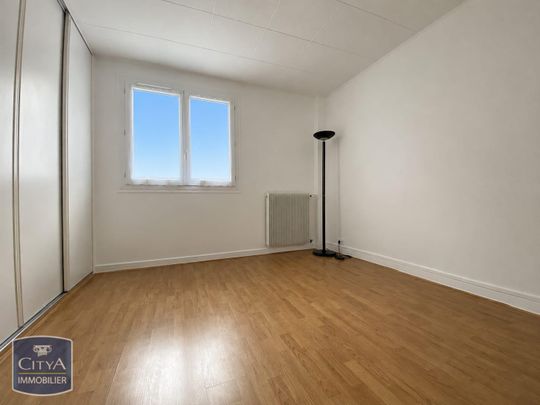 Location Appartement 3 pièces 51m² NEUILLY SUR MARNE 93330 - Photo 1