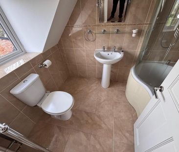 4 BED Semi-detached house To rent - Photo 3