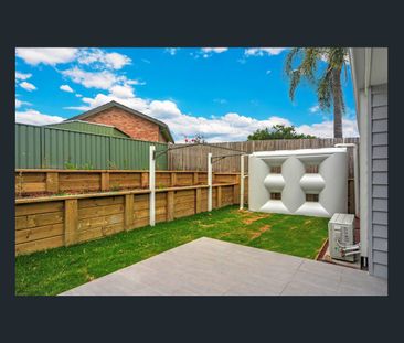 Modern and Low Maintenance Duplex - Photo 4