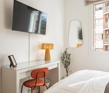 Carrer de Lepant, Barcelona, Catalonia 08025 - Photo 2