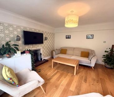 4 Bedroom Detached To Let - Photo 4