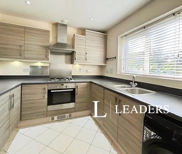 3 bedroom terraced house to rent - Photo 5