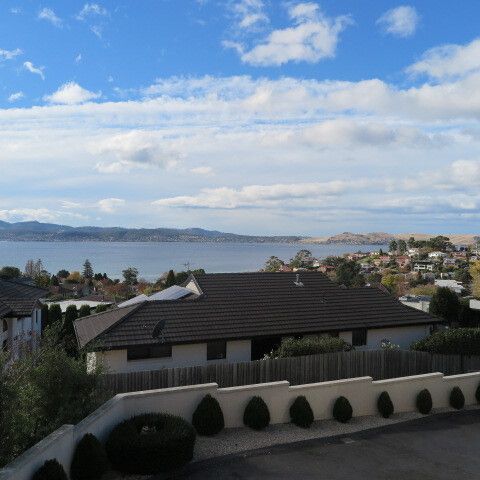 2/9A Shepherd Street Sandy Bay TAS 7005 Australia - Photo 1