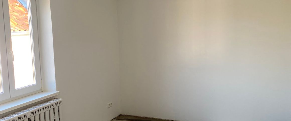 Hell belichtete 3-Zimmer-Wohnung im Stadtzentrum // 2.OG links - Photo 1