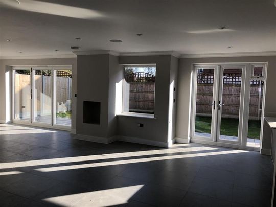 3 bedroom detached house to rent - Photo 1