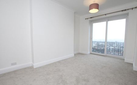 An extremely spacious 'one of a kind' maisonette with incredible views over the city and The Downs. With high ceilings and light flooding throughout, this three bedroom is sure to go fast! **Video tour and viewings available** - Photo 3