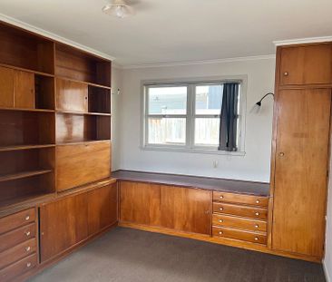 Close to Northcote Township and Harbour Bridge - Photo 2