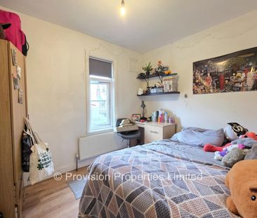 5 Bedroom Student House Headingley - Photo 4