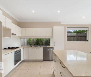 Contemporary Townhouse Offering Unrivaled Space - Photo 1