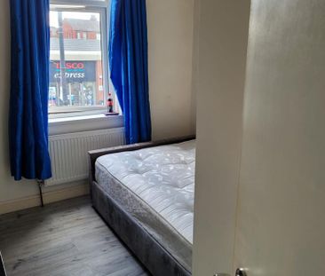 1 bedroom house to rent - Photo 2