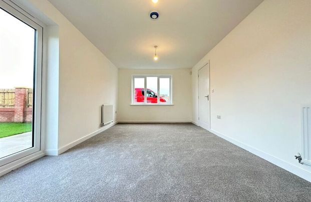 The Limes, Blackburn. Lancs. BB1 8Fe - Photo 1