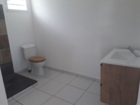 Location Appartement 2 pièces Meublé 30m² LE GOSIER 97190 - Photo 4
