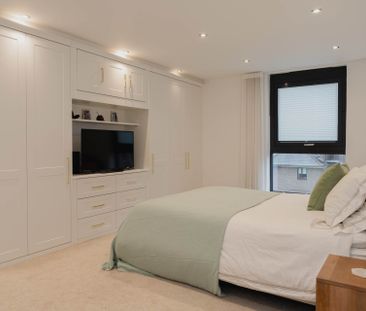 Epsom Court, Upper High Street - Photo 3